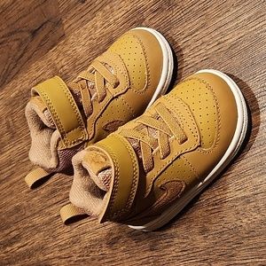 Nike Court Borough Mid 4C Wheat